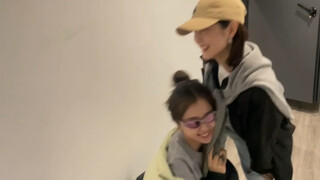 虞书欣x刘虞佳  羡慕她们的友谊！！永远这么真诚相待的虞书欣—