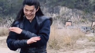 卧槽！萧凛跳舞正面版来了！丝滑小连招！