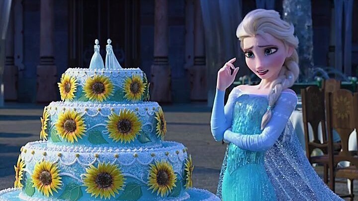 [Movies&TV][Frozen]Elsa Really Spoils Her Sister