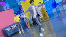Lin Yi's national standard dance