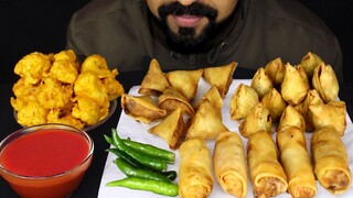 Very Crispy MUTTON SAMOSA, SPRING ROLL, Mini SINGARA, Cauliflower Pakoda  ASMR Eating| #LiveToEATT