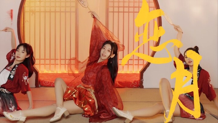 公子，江南旗袍、汉服美人 你更爱哪一个