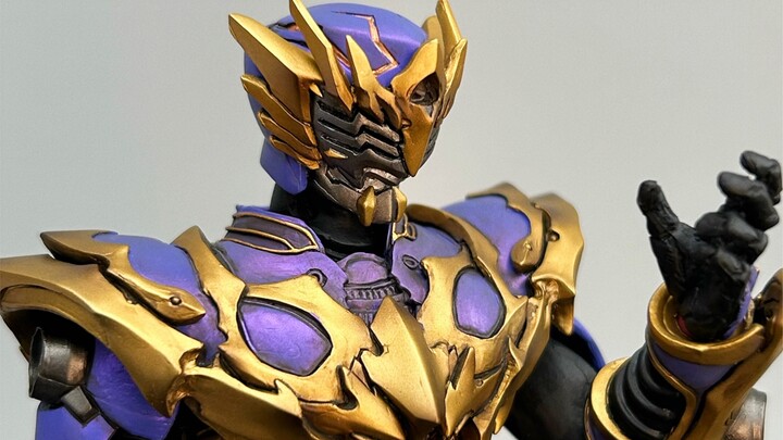 การปรับเปลี่ยนเวทย์มนตร์ Kamen Rider Ryuki (Infinite King Snake)