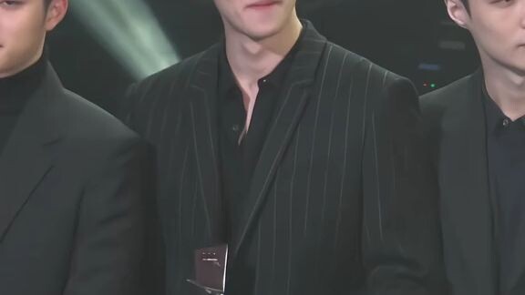 OH SEHUN (EXO)