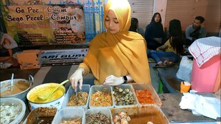 KETEMU BIDADARI KINYIS KINYIS JUALAN NASI PECEL DI PINGGIR TROTOAR || KULINER TENGAH MALAM