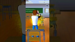 Yuta The Peeing Man GrowUp Police Angry #Shorts #viral #youtubeshorts #funny #sakuraschoolsimulator