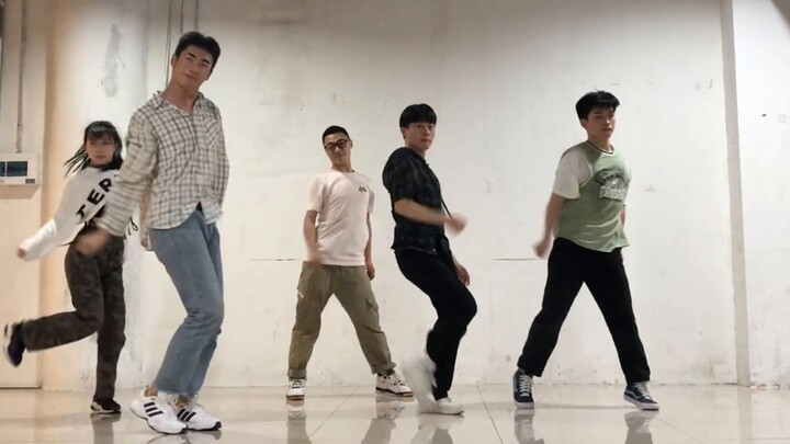 【Not shy】Fuzhou Itzy’s latest practice room is the latest to dance