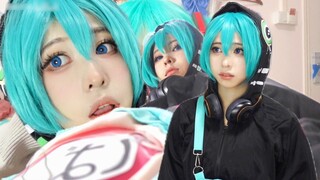 Miku-chan yang mendengarkan semuanya~