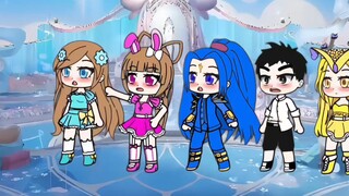 Bibi Dong’s wings are missing.