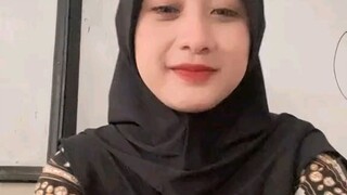 bu guru cantik