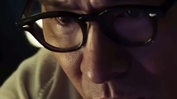 #Film Undercover Meski malam panjang dan gelap, ada orang yang mengorbankan dirinya untuk menyalakan