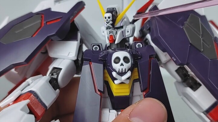 [permainan model merpati] Cross Pioneer! Bajak Laut Gundam lengkap Taipan MG!