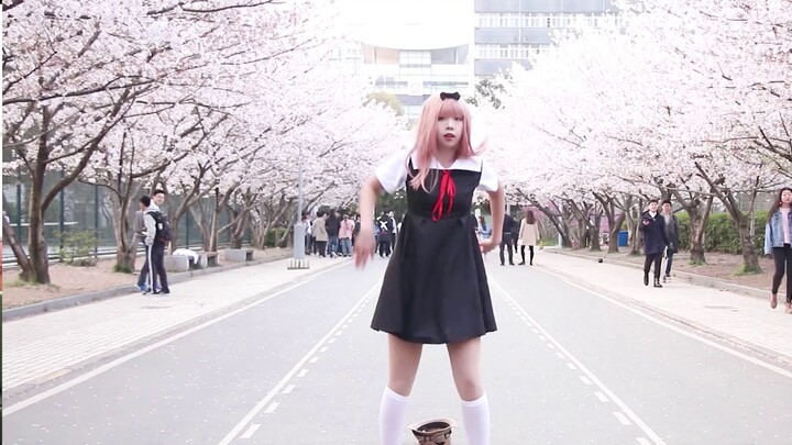 [Plastic fork] Shame on you for dancing the secretary dance on the street! ❤Newbie's first submissio