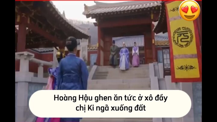 [Hoàng Hậu Ki] Hoàng Hậu ghen ăn tức ở xô đẩy chị Ki ngã xuống đất