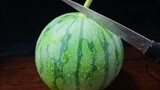 Carving makes a watermelon worth 68 RMB