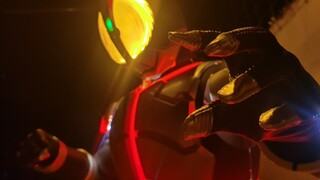 Casing Kulit Kamen Rider Faiz Buatan Sendiri Versi Gradien Darah Foton Meniru Teknik Pemotretan Resm