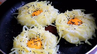 [Food]Loved by families. Simple, crispy & soft potato & egg pancake