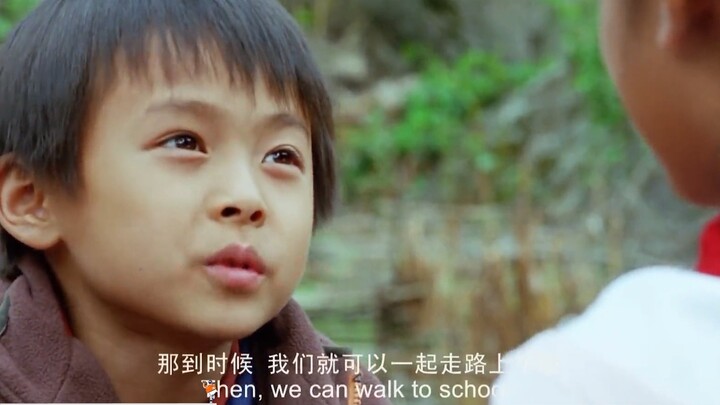 《走路上学》：怒江两岸孩子们的溜索求学之路，看哭了亿万网友！