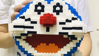 Doraemon, ada apa denganmu? Tolong katakan sesuatu! ! !