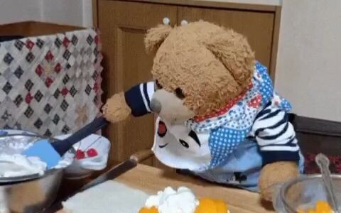 【หมีคุมะ】หมีคุมะจะทำแซนด์วิชครีมผลไม้ให้คุณ