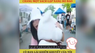 Cô gái hổ báo gặp anh chàng mọt sách