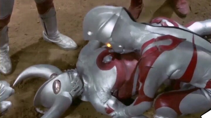 Enam Ultraman yang dikalahkan dalam penampilan pertama mereka