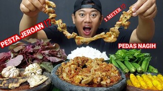 MUKBANG USUS SAPI PEDAS MERCON KECOMBRANG + GULAI TURUBUK + IKAN ASIN PEDA BAKAR + LALAPAN MENTAH