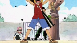 luffy selamatkan zoro dari serangan marine.