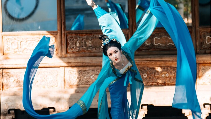 "Silk Opera" Diễn viên bình thường tàn nhẫn, làm sao biết diễn viên cũng có tâm?