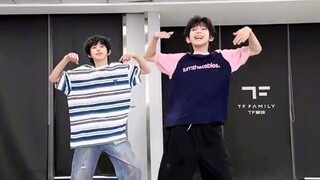 Tf Family 4th gen Chem Yiheng and Chen Junming tiktok dance