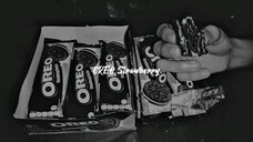 Camilan Oreo Strawberry