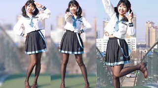 穿初音联名制服跳 快乐手帐-2022拜年纪