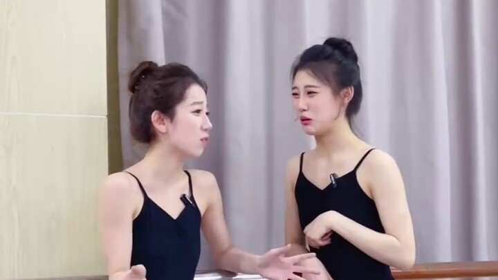 Gosip di kelas dansa