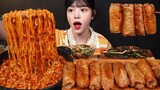 SUB)꾸덕매콤 불닭볶음탕면에 바싹 구운 통대창 먹방! 라면 꿀조합 리얼사운드 Buldak Noodles & Intestines Mukbang Asmr