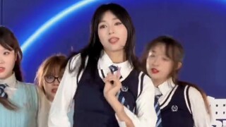 【tripleSNXT-Just Do It】It’s rare to see this kind of choreography that is not for the sake of being 
