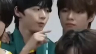 😲🥰🤭Side eye🤣