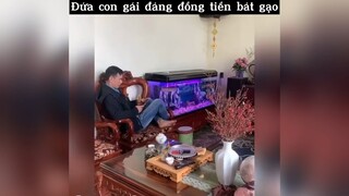 Đứa con đáng đồng tiền bát gạo😂