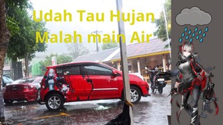 disaat waifu mu terkena air hujan 🤤🌧