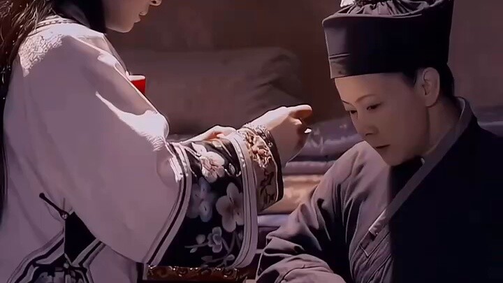Why didn't Guo Junwang's mother tell him if she knew?