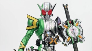 Akumulasi 13 tahun! Patung Tulang Asli Kamen Rider Cyclone Joker Xtreme!