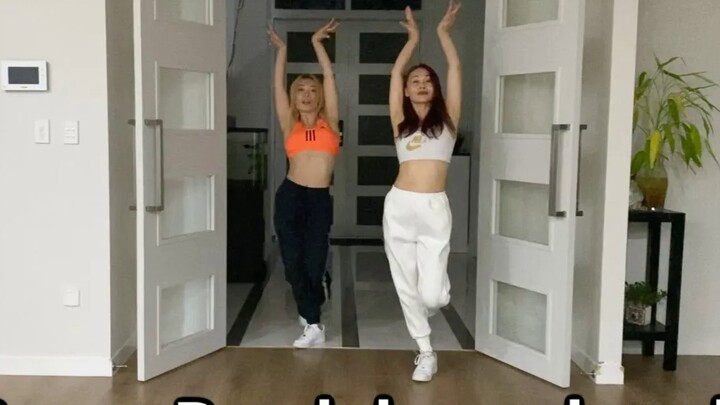 【Ling and Mom】การเต้นเบรกของ Super Bowl โดย Parris Goebel / การเต้นคัฟเวอร์ของแม่และลูกสาว