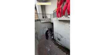 PARKOUR MONEY HEIST VS POLICE 16