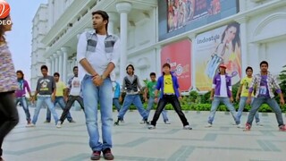Faande Poriya Boga Kaande (2011)