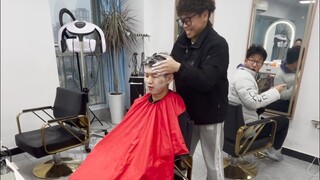 《理发是你的谎言》