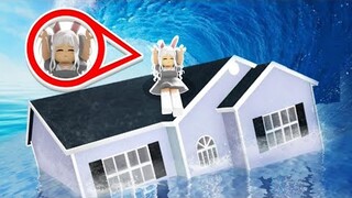 Aku Terjebak Di Tsunami Paling Seram Di Roblox!