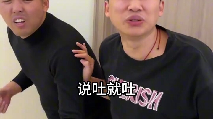 用八宝粥整蛊室友，前方高能预警，网友：“这是个狠人！”
