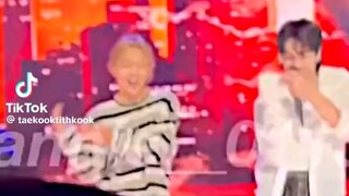 taekook at ingkigayo the dance together omg😍😍