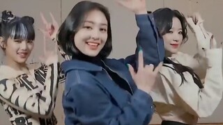 TWICE Jihyo SANA nhảy TOMBOY cùng các thành viên (G)I-DLE