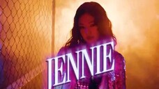 Jennie & Dua Lipa "Handlebars" M/V