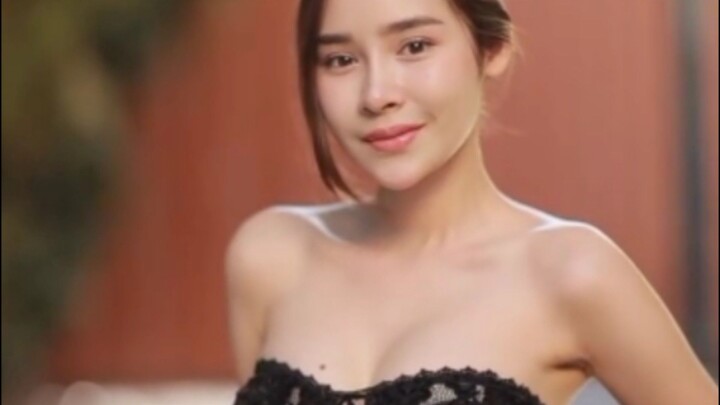 tebal bingit bika ambon nya🤤🤤😍😍😍🤤🤤🤤🙏🙏🙏🙏